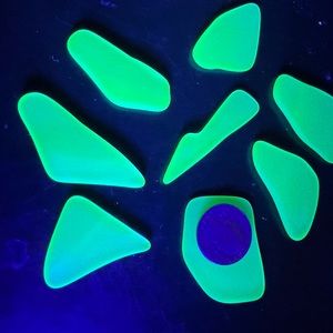 Vintage uranium seaglass vaseline glass depression glass 10-12 med size pcs